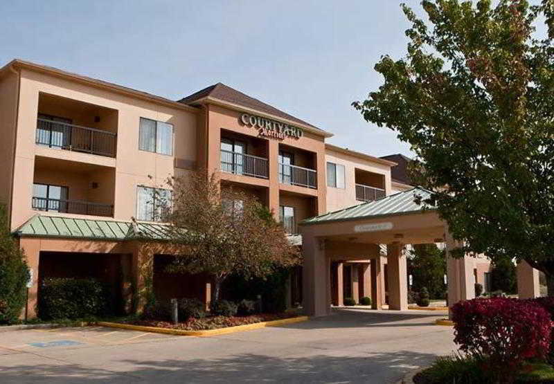 Courtyard By Marriott Springfield Hotel Bagian luar foto
