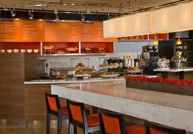 Courtyard By Marriott Springfield Hotel Bagian luar foto